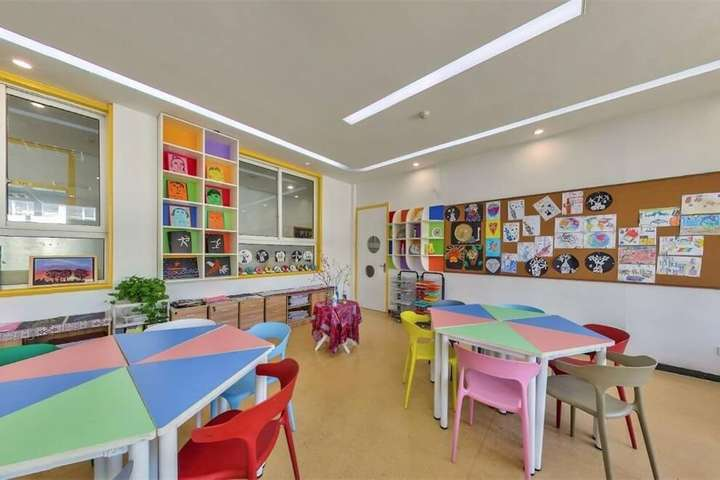 怎么做有寓意的小学班徽?AI 绘画案例 + 设计思路完整分享插图 怎么做有寓意的小学班徽?AI 绘画案例 + 设计思路完整分享插图